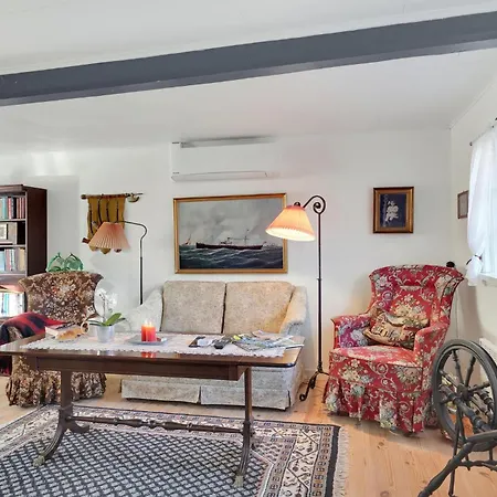 Διαμέρισμα Cozy In With Wifi